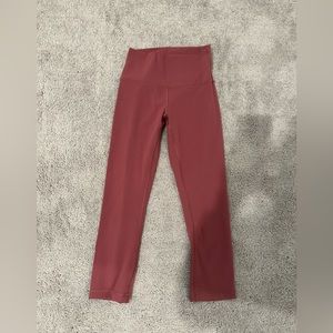 Lululemon Pink Wunder Under Cropped Leggings